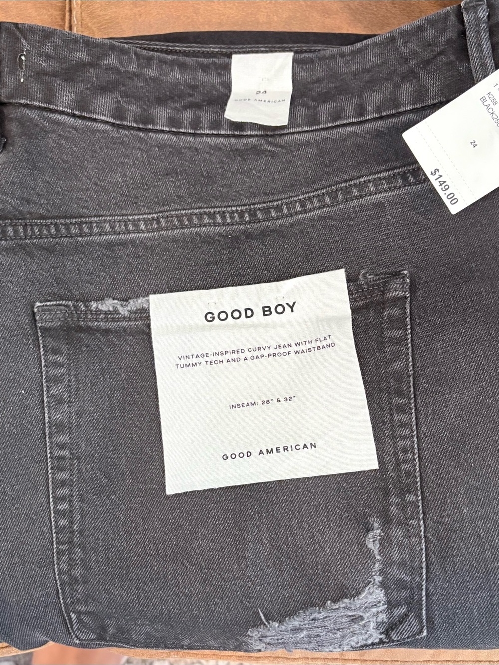 ✨👖NWT Good American Straight Leg Jeans with slits - Black Wash/Distressed SZ 24R
